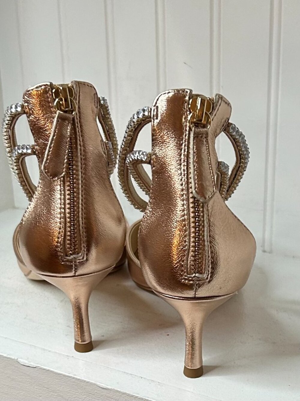 Badgley Mischka Collection Lilibeth Kitten Heel Ankle Strap Pump (Women) Size 9 - Picture 6 of 7